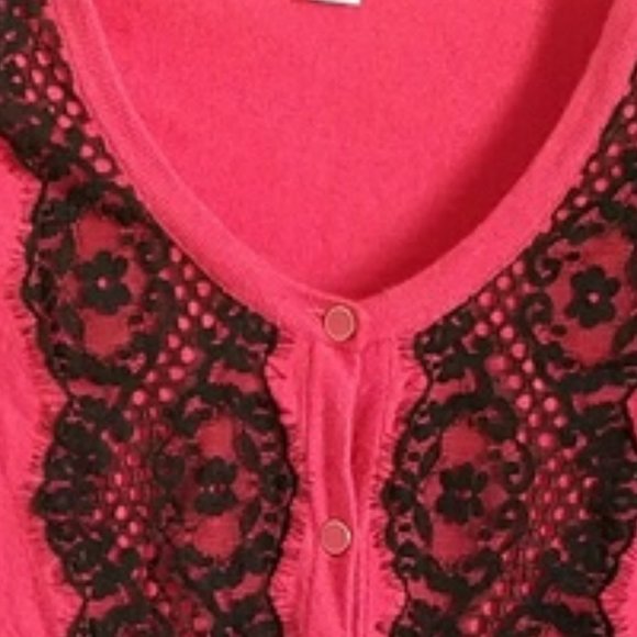 💗 Beautiful Victorian Inspired Hot Pink & Black Lace Cardigan - XS - Picture 2 of 7